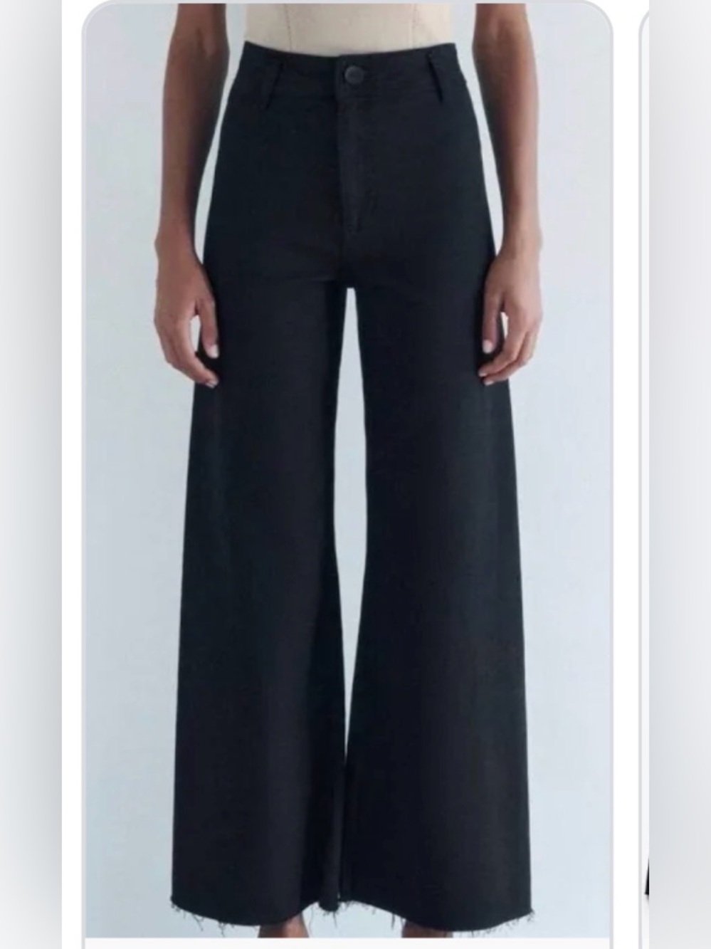 Zara marine black size 6 good a few spots showing discolor overall  good 6/28